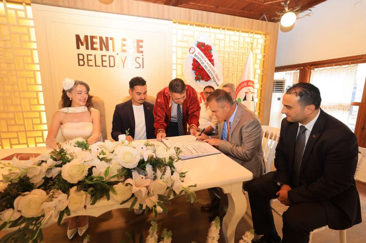 Muğla’da Şehit Berkant Şara’nın Yeğeni Gülayşe İrem Kurt ile Emre Topsakal Evlendi 1